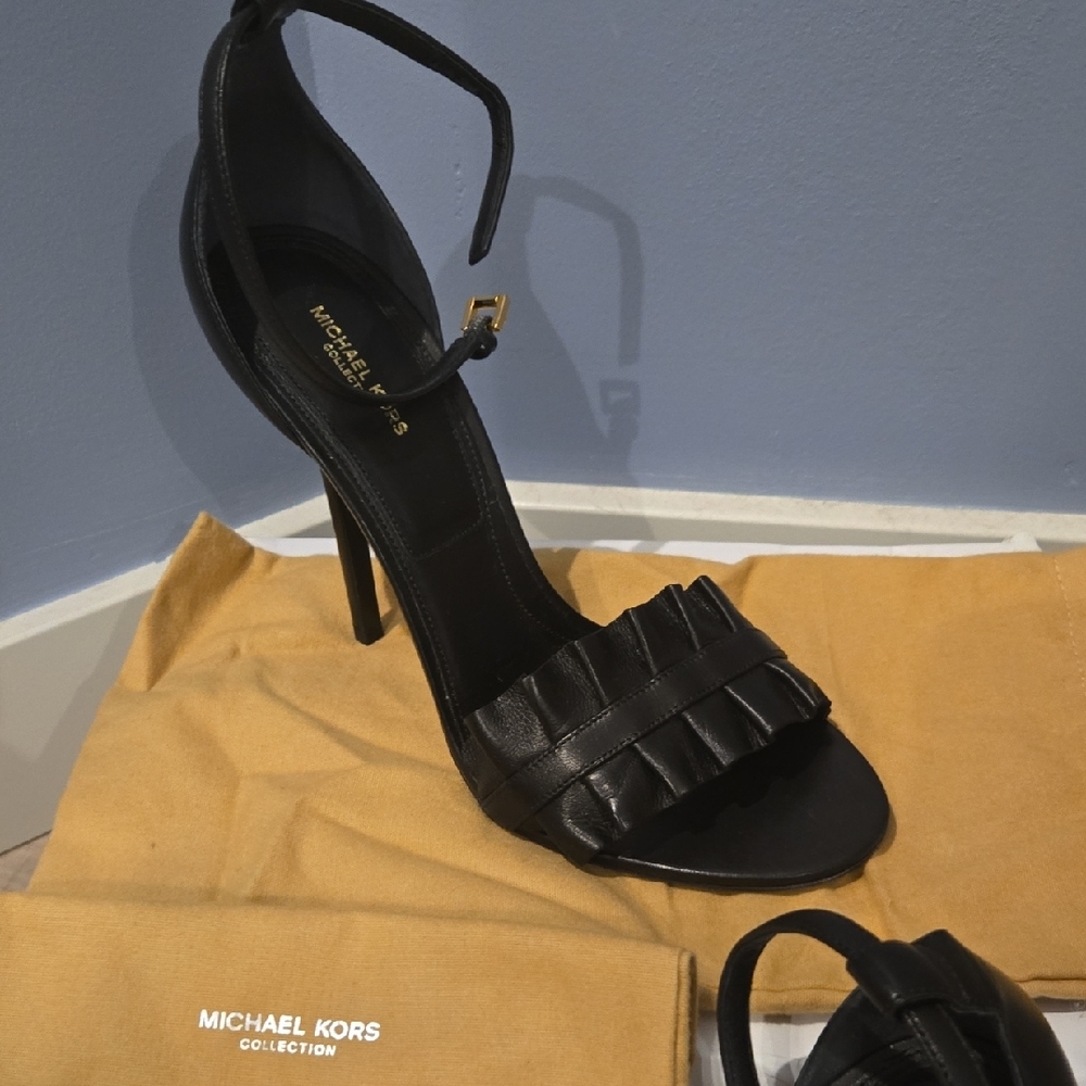 Michael Kors Black Ruffle Heels - Picture 3 of 5
